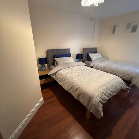 Appartamento 3 Washington St West *
